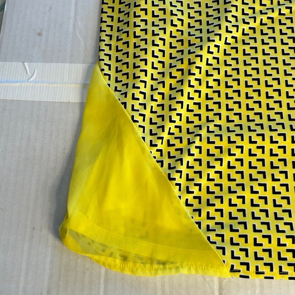 Worthington Womens Butter Yellow Black Tank Top VNeck Athletic Back Sz L - Picture 7 of 12